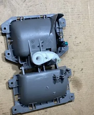 Mercedes-Benz Sprinter W906 Front door interior handle A9067600061 9067600061