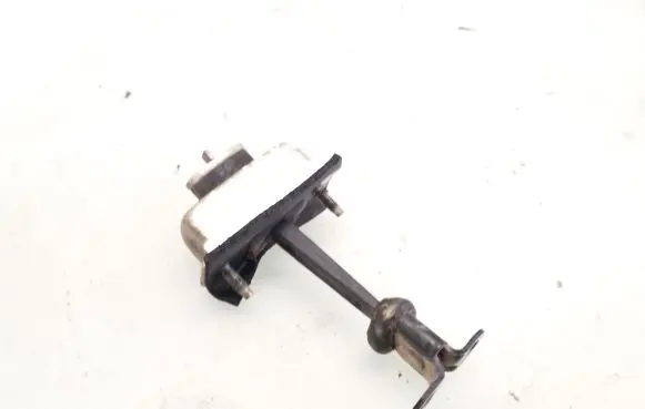 Jeep Grand Cherokee (WJ) Rear door check strap stopper