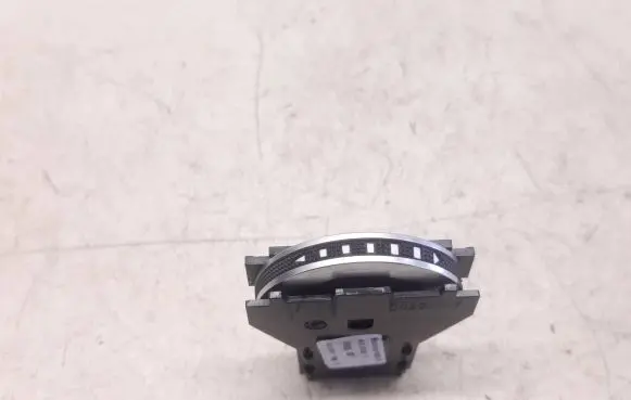 Audi A8 S8 D4 4H Interior fan control switch 4H0820911B 26012012 98026S07