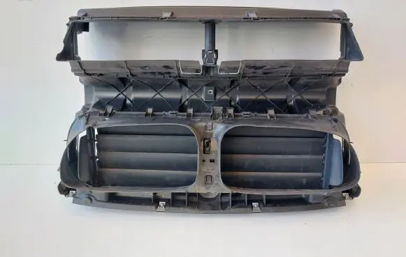 BMW 7 F01 F02 F03 F04 Intercooler air guide/duct channel 187798