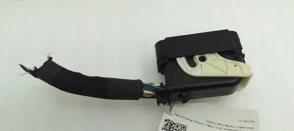 Peugeot RCZ ABS module connector plug 69114700