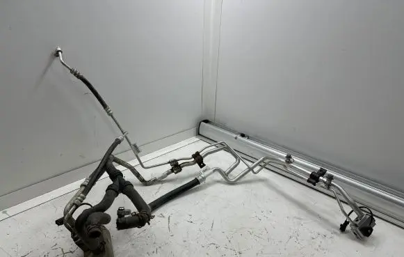 Tesla Model S Air conditioning (A/C) pipe/hose 101954000B 101954200A 101954400A