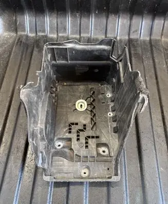Battery box tray