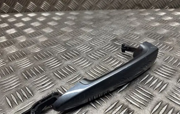 BMW 3 GT F34 Front door exterior handle B39 720756