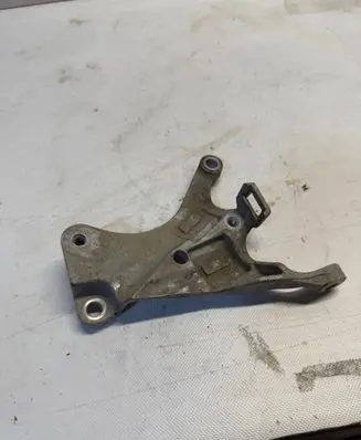 Opel Grandland X Engine mounting bracket 113103198