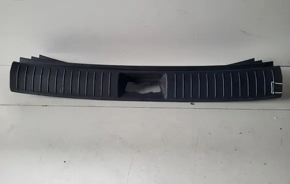 Hyundai Kona I Tailgate/boot lid lock trim 85770J9000