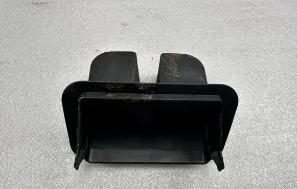 Audi A8 S8 D4 4H Tailgate/boot lid lock trim 4H0827520