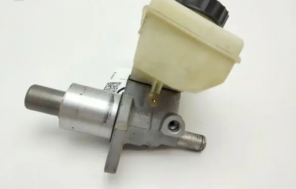 Mercedes-Benz S W220 Master brake cylinder A220430002