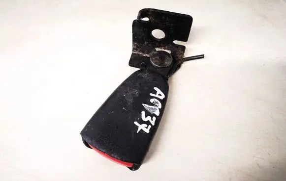 Volvo V50 Rear seatbelt buckle
