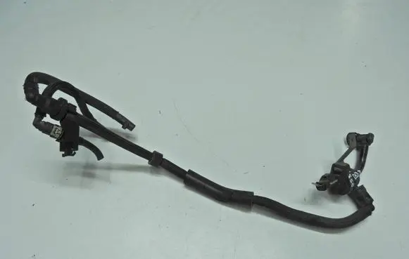 Citroen DS3 Vacuum valve V754196180