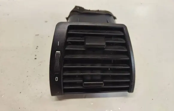 BMW X5 E53 Dashboard side air vent grill/cover trim 64228402216