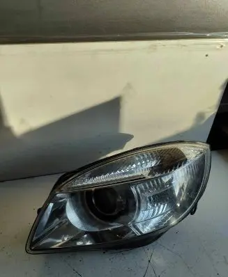 Skoda Fabia Mk2 (5J) Headlight/headlamp 24783100