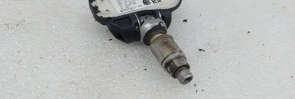 Mercedes-Benz E W212 Tire pressure sensor 2013DJ5531 CCAJ13LP0300T2