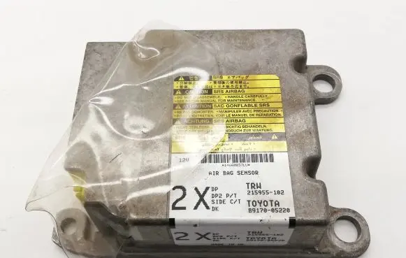 Toyota Avensis T250 Airbag control unit/module 8917005220