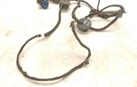 Audi A3 S3 A3 Sportback 8P Front door wiring loom