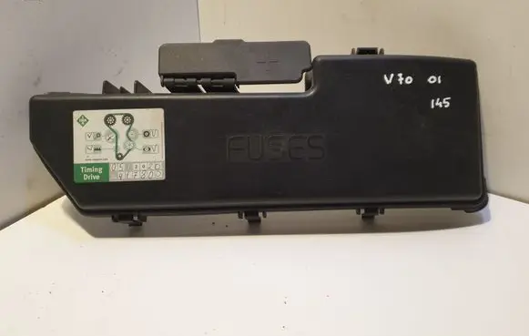 Volvo V70 Fuse box cover 9494211