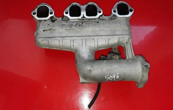 Skoda Octavia Mk1 (1U) Intake manifold 038129713K