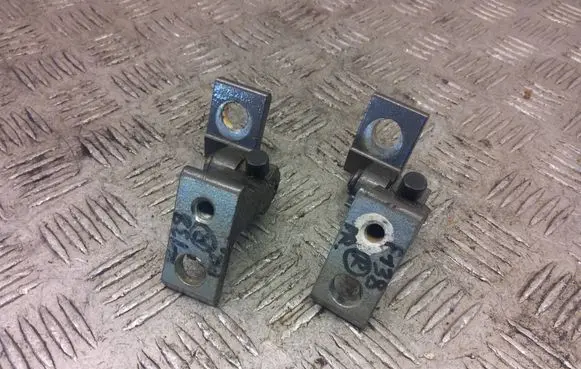 Seat Leon (5F) Front door hinge set 8X0831404A