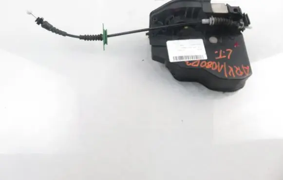 BMW X3 E83 Rear door lock 7167075