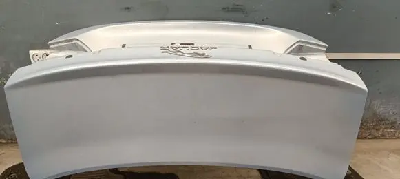 Jaguar XE Tailgate/trunk/boot lid T4N3190 GX73440110