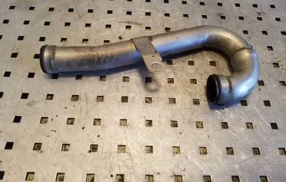 Nissan Almera N16 EGR valve line/pipe/hose
