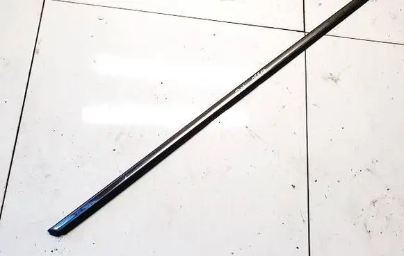 Mini One - Cooper Coupe R56 Front door glass trim molding 
