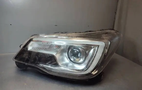 Subaru Forester SJ Headlight/headlamp 84002SG253