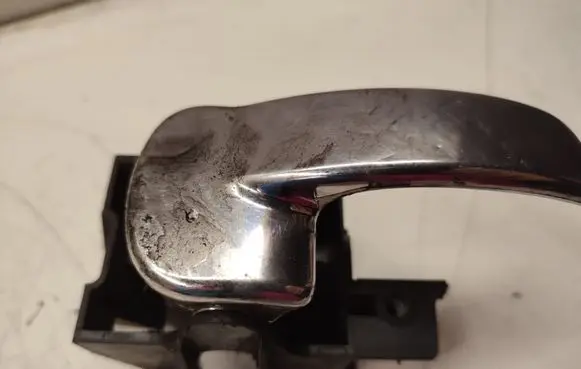Nissan Qashqai Front door interior handle