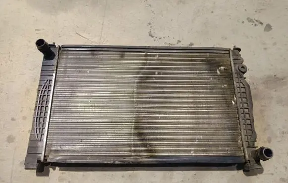 Audi A4 S4 B5 8D Coolant radiator