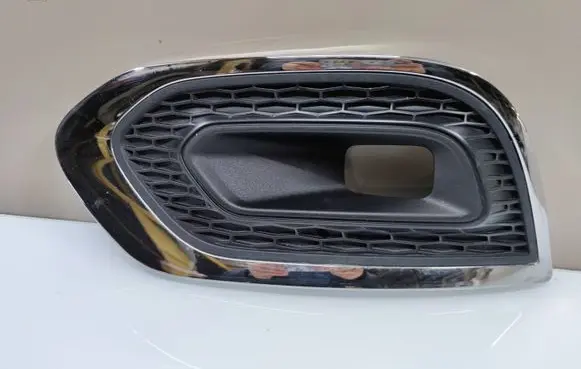 Renault Kadjar Front bumper lower grill 261A30096R