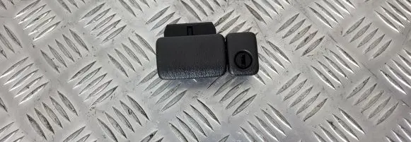 Suzuki Jimny Glove box handle 