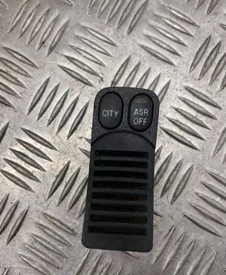 Traction control (ASR) switch