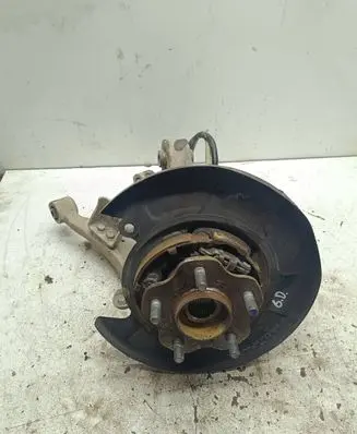 Rear wheel hub spindle/knuckle