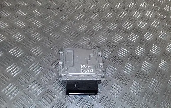 Hyundai i30 Engine control unit/module 391102bgb3