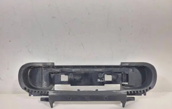 Audi A4 S4 B7 8E 8H Rear door exterior handle/bracket 4B0839885