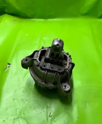 BMW 5 F10 F11 Engine mount bracket 6780264 120211
