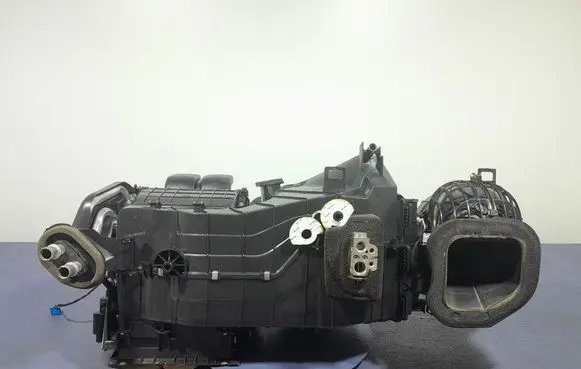 Audi Q7 4L Interior heater climate box assembly 4L1820003R