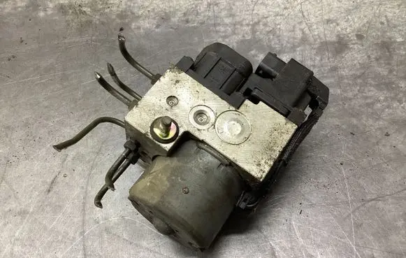 Subaru Outback ABS Pump 27534AE070 11000041430