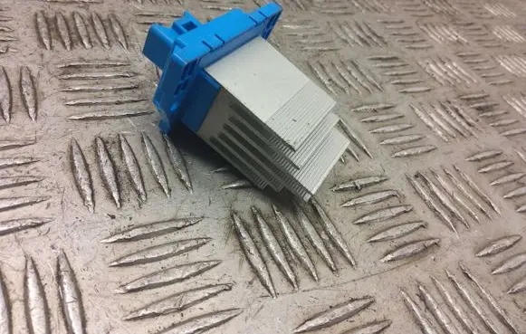 Hyundai Bayon Heater blower motor/fan resistor
