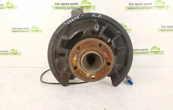 Mercedes-Benz B W246 W242 Rear wheel hub 2463503541 2463340006