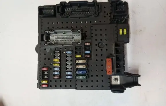 Volvo XC90 Fuse module 30786646
