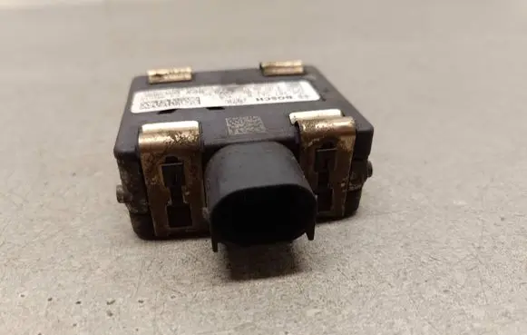 Volkswagen PASSAT B8 Distronic sensor radar 3Q0907561B 3Q0907572A 0203300379