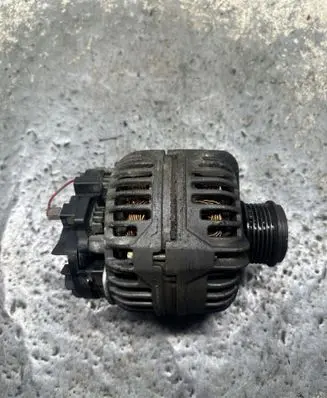 Volvo XC70 Generator/alternator 8676498