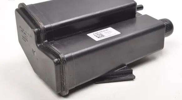 Mercedes-Benz GLC C253 Active carbon filter fuel vapour canister A0004703300
