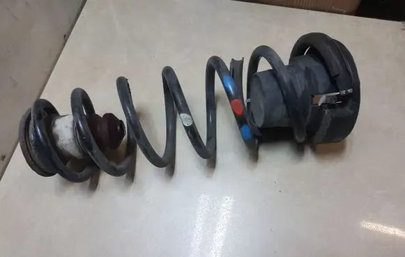 Peugeot 5008 Rear coil spring