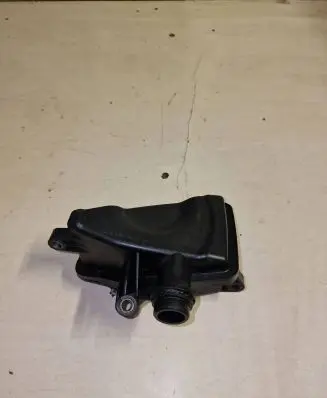 Mercedes-Benz S W221 Intake resonator A6421400087