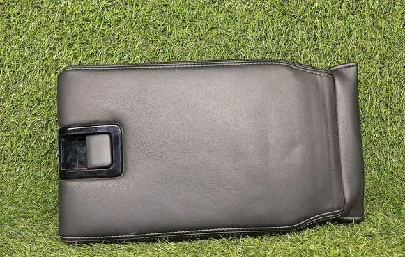 Lexus GS 250 350 300H 450H Armrest 