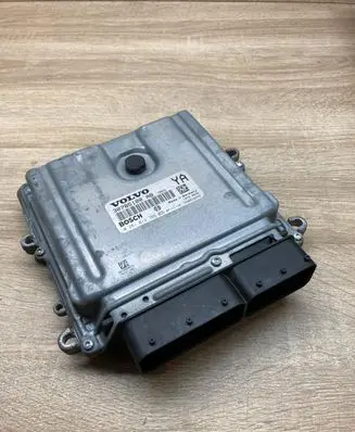 Volvo XC70 Engine control unit/module ECU 30785100AB 0281012765