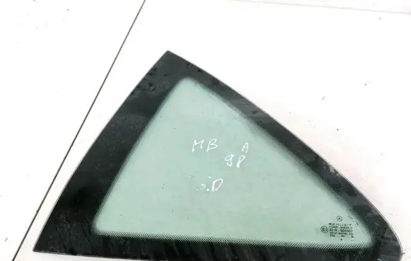 Mercedes-Benz A W168 Rear side window