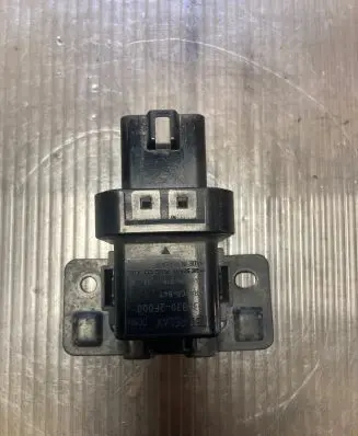 KIA Sorento Glow plug pre-heat relay 368302F000 R41GDB47 368332F005